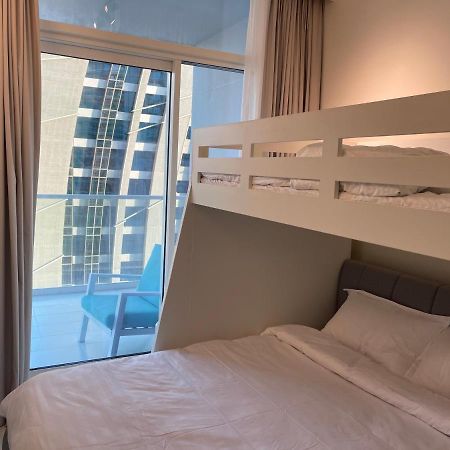 ドバイNew Luxury Modern Canal View.アパートメント エクステリア 写真