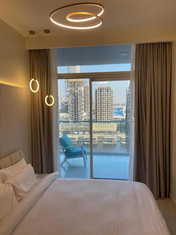 ドバイNew Luxury Modern Canal View.アパートメント エクステリア 写真